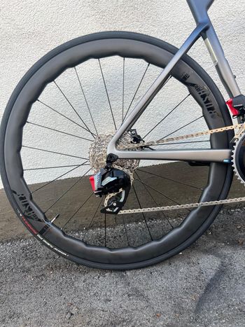 Used Merida Scultura SRAM Rival eTap AXS 2025 Road & Gravel — image 3 of 5