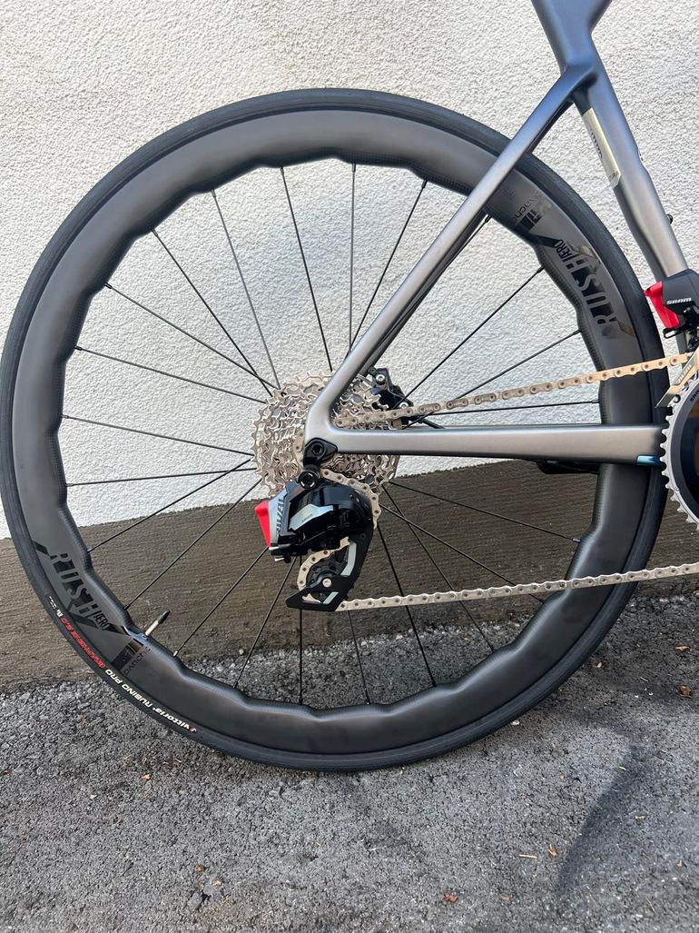 Used Merida Scultura SRAM Rival eTap AXS 2025 Road & Gravel — image 3 of 5