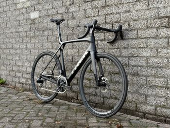 Used Trek Madone SL 6 AXS Gen 8 2025 2025 Road & Gravel