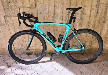 Used Bianchi Oltre XR3 Ultegra 2018 2018 Road & Gravel