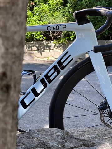 Used CUBE LITENING C:68X PRO 2022 2022 Road & Gravel, White — image 2 of 6