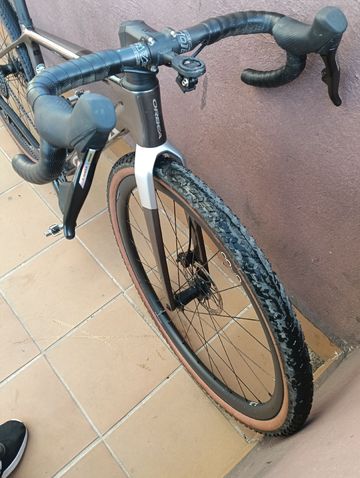 Used Orbea Terra SRAM Force eTap AXS 2025 Road & Gravel, Light Gray — image 4 of 4