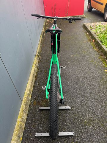 Used Specialized Epic World Cup Expert 2024 2024 Mountainbike, Green, 29 — image 2 of 3