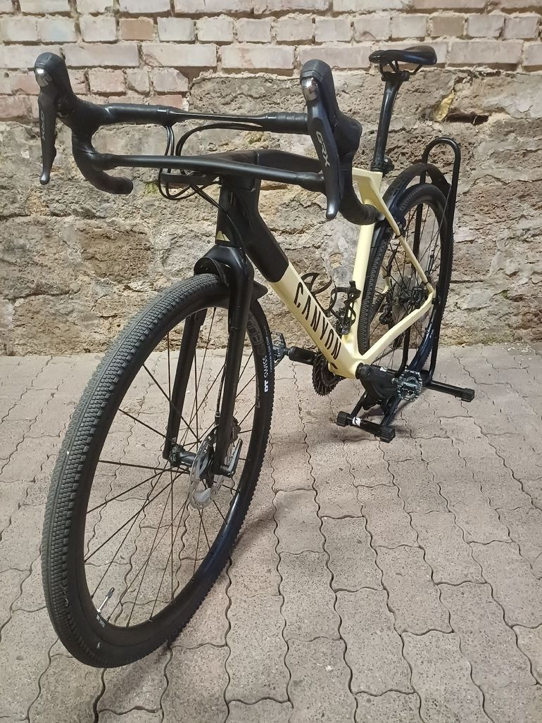 Used Canyon Grail Shimano GRX 2022 Road & Gravel, Black — image 9 of 9