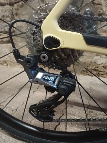 Used Canyon Grail Shimano GRX 2022 Road & Gravel, Black — image 3 of 9