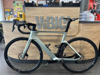 Used Orbea ORCA AERO M31eLTD PWR 2022 2022 Road & Gravel