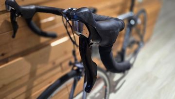 Used Cannondale Synapse Carbon 105 2017 2017 Road & Gravel, Black — image 7 of 10