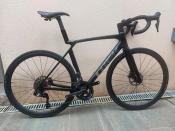 Used Trek Madone SL 6 Gen 8 2025 2025 Road & Gravel