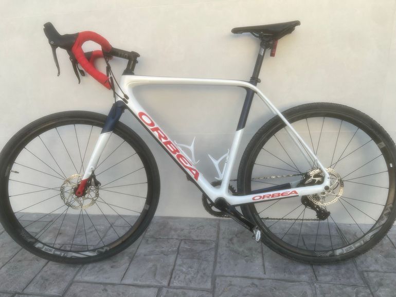 Used Orbea TERRA M31-D 2019 2019 Road & Gravel, White — image 2 of 5