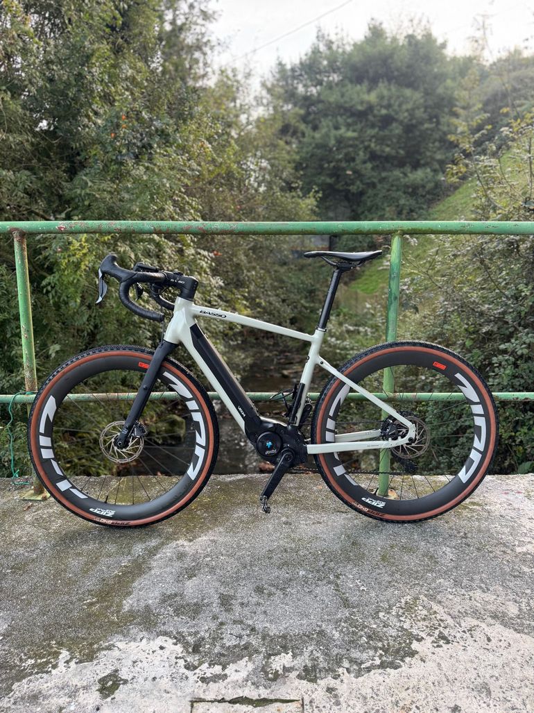 Used Basso Vega 2024 Road & Gravel, Light Gray — image 1 of 11