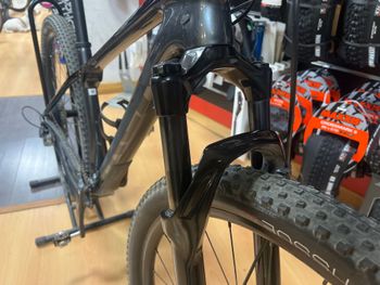 Used Trek Procaliber 9.5 2022 2022 Mountainbike, Black, 29 — image 5 of 7