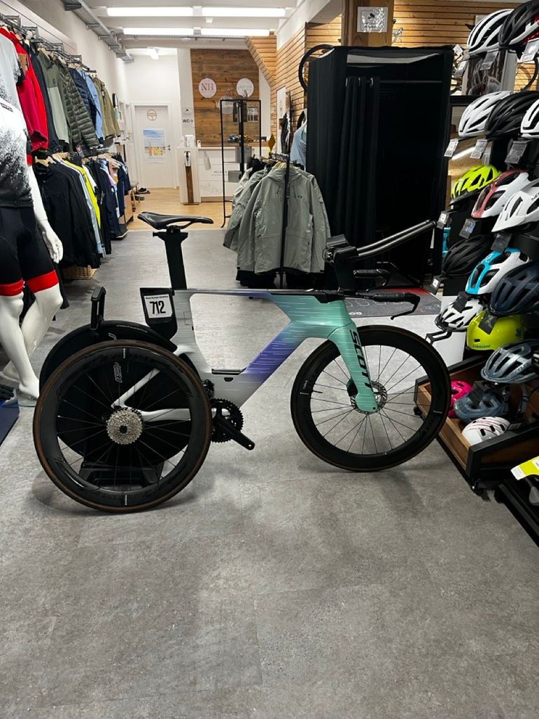 Used Scott Plasma RC Pro 2023 2023 Road & Gravel, Green — image 4 of 11