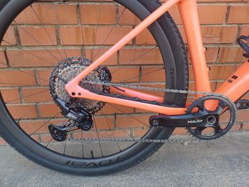 Used Specialized Diverge Shimano GRX 2023 Road & Gravel, Orange — image 3 of 3