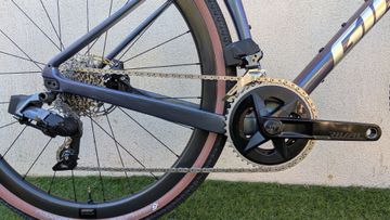 Used Giant Revolt Advanced Pro 1 2024 2024 Road & Gravel, Blue — image 3 of 12