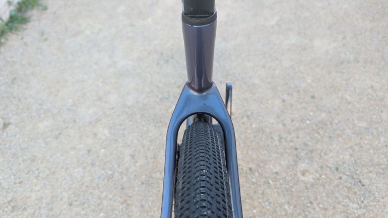 Used Giant Revolt Advanced Pro 1 2024 2024 Road & Gravel, Blue — image 7 of 12