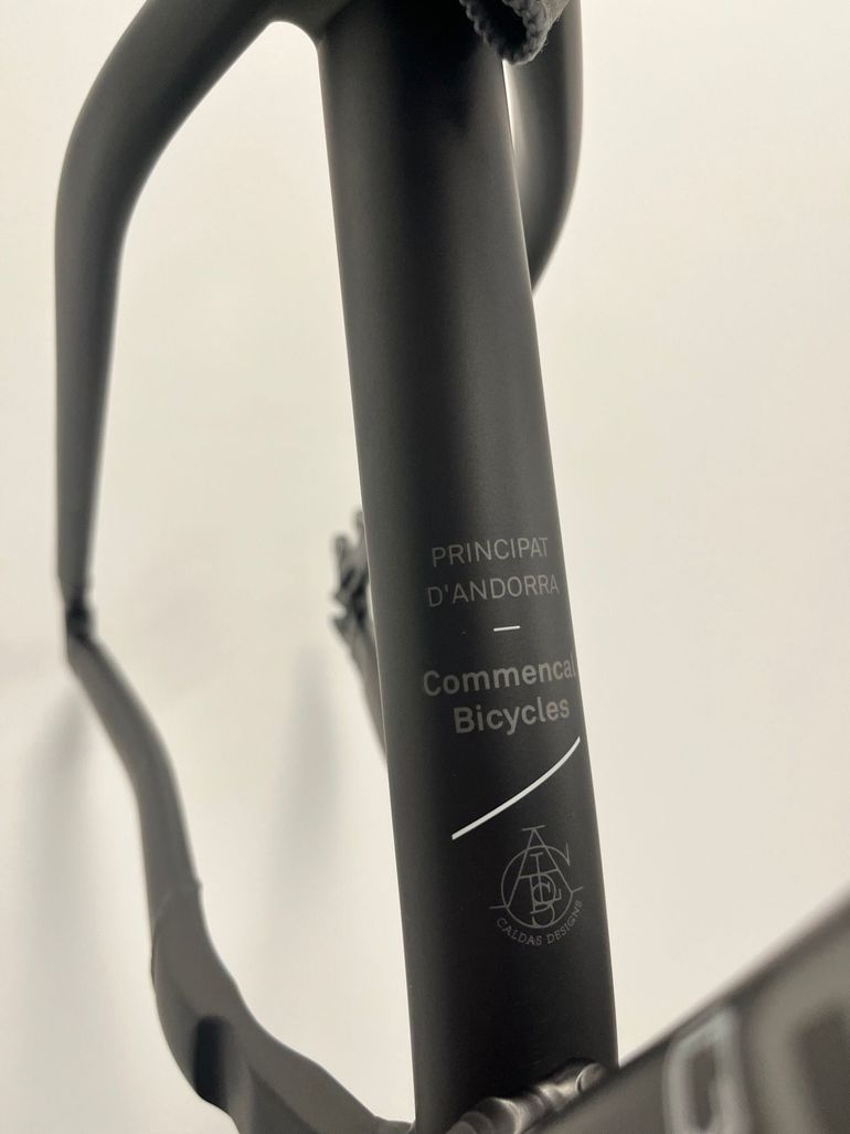 Used Commencal ABSOLUT 2024 Frameset 2024 Mountainbike, Black, 26 — image 4 of 5