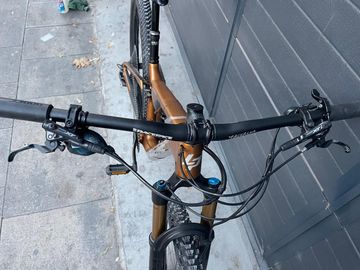 Used Lapierre XRM SRAM XX1 2023 Mountainbike, Orange — image 5 of 10