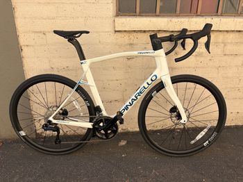 Used Pinarello X5 SHIMANO 105 Di2 2023 2023 Road & Gravel