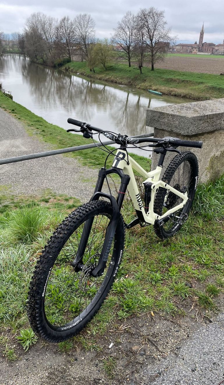 Used Rose Root Miller 1 2024 2024 Mountainbike, White, 29 — image 7 of 8