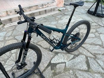 Used Specialized Epic World Cup Pro 2023 2023 Mountainbike, Green, 29 — image 2 of 3