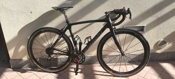 Used Bianchi Infinito Campagnolo Record 2013 Road & Gravel