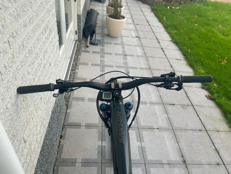 Used Scott Ransom 910 2023 2023 Mountainbike, Black, 29 — image 4 of 11