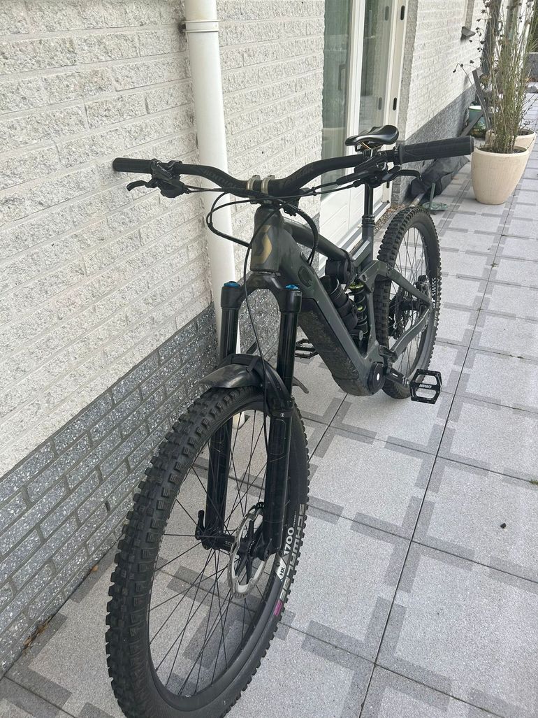 Used Scott Ransom 910 2023 2023 Mountainbike, Black, 29 — image 2 of 11