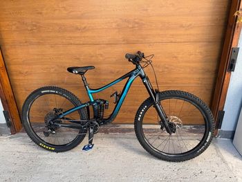 Used Giant Reign 29 SX 2022 2022 MTB