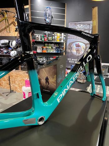 Used Pinarello F9 Frameset 2025 Road & Gravel — image 4 of 6