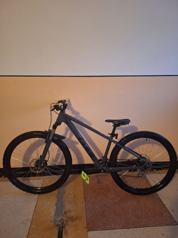 Used CUBE AIM PRO Grey Flashyellow 2024 Mountainbike, Light Gray — image 2 of 6