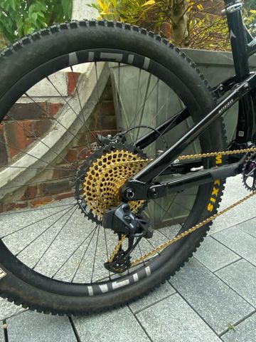 Used Vitus Mythique SRAM GX Eagle AXS 2024 Mountainbike, Black — image 2 of 5