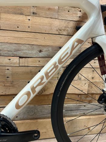 Used Orbea ORCA M30i 2024 2024 Road & Gravel, White — image 2 of 8