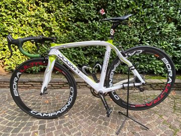 Used Pinarello Dogma 60.1 2010 Road & Gravel, White — image 1 of 6