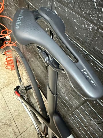 Used Trek SL6 2025 Road & Gravel, Light Gray — image 6 of 8