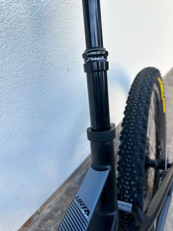 Used Wilier Urta Shimano Deore XT 2023 Mountainbike, Black — image 5 of 20