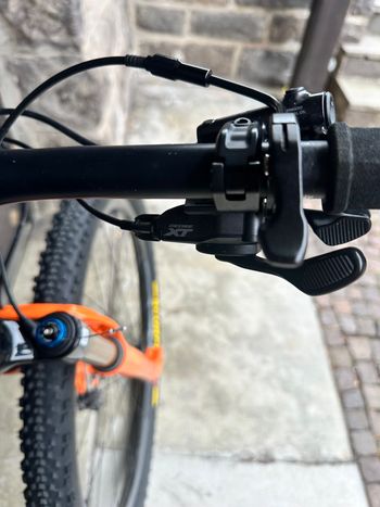 Used Wilier Urta Shimano Deore XT 2023 Mountainbike, Black — image 9 of 20