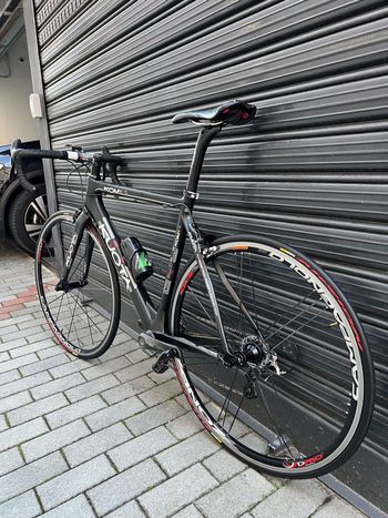Used Kuota KOM EVO 2018 Road & Gravel, Black — image 4 of 7