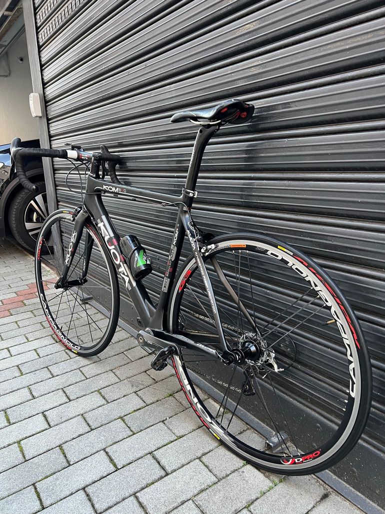 Used Kuota KOM EVO 2018 Road & Gravel, Black — image 4 of 7