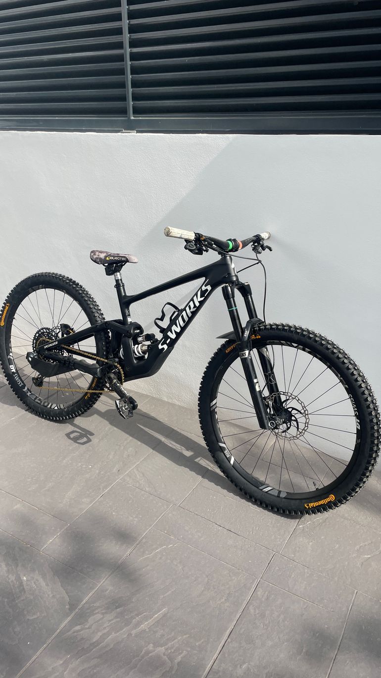 Used Specialized Enduro SRAM X01 Eagle AXS 2022 Mountainbike, Black — image 2 of 4
