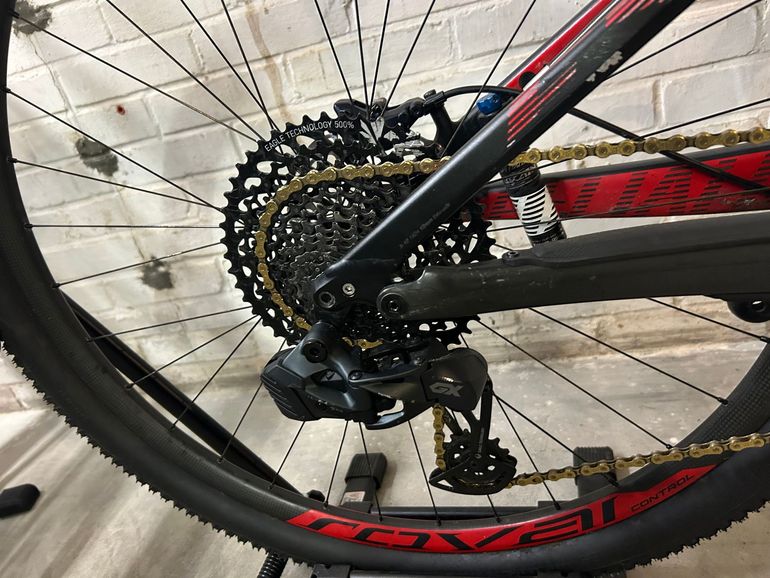 Used Specialized Epic SRAM GX Eagle AXS 2016 Mountainbike, Black, 29 — image 3 of 8