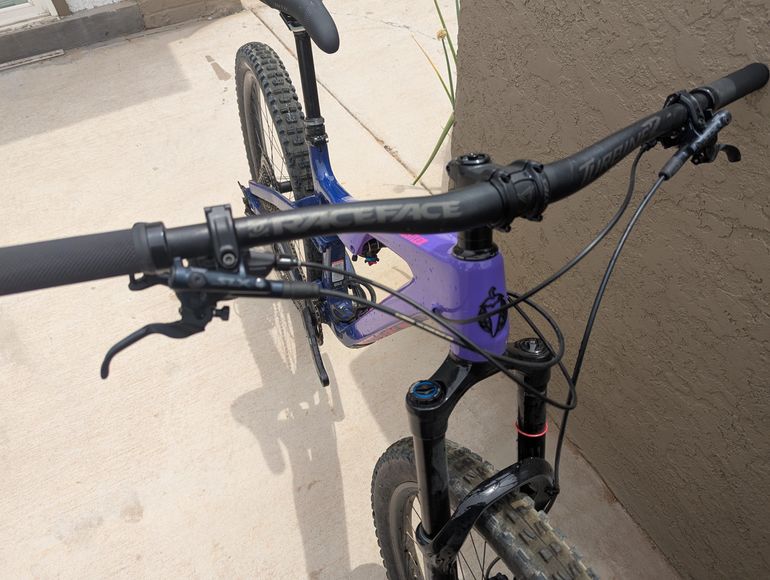 Used Salsa Rustler C XT 2023 2023 Mountainbike, Purple, 27.5 — image 7 of 7