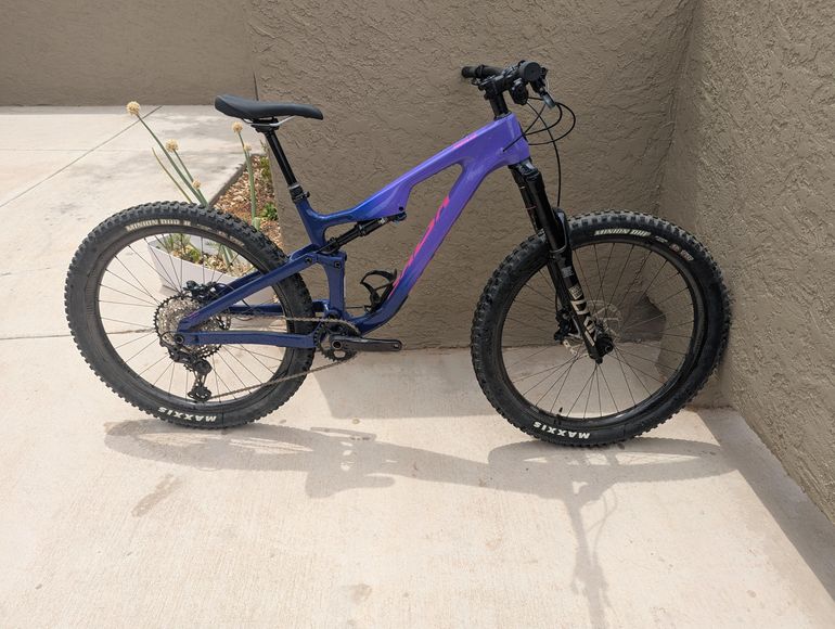 Used Salsa Rustler C XT 2023 2023 Mountainbike, Purple, 27.5 — image 4 of 7