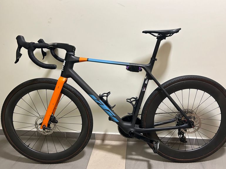 Used KTM X-STRADA MASTER 2023 2023 Road & Gravel, Light Gray — image 2 of 8