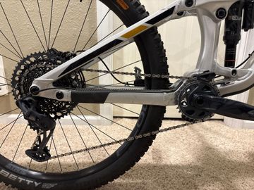 Used Transition Spire Alloy GX Code 2022 Mountainbike, Light Gray, 29 — image 3 of 3