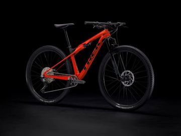 Used Trek Supercaliber 9.6 Gen 1 2023 2023 Mountainbike, Red, 29 — image 1 of 7
