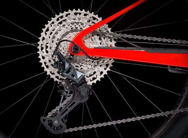 Used Trek Supercaliber 9.6 Gen 1 2023 2023 Mountainbike, Red, 29 — image 4 of 7