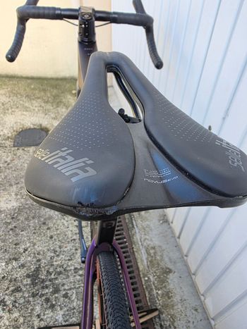 Used Rondo RUUT CF2 2024 2024 Road & Gravel, Purple — image 11 of 13
