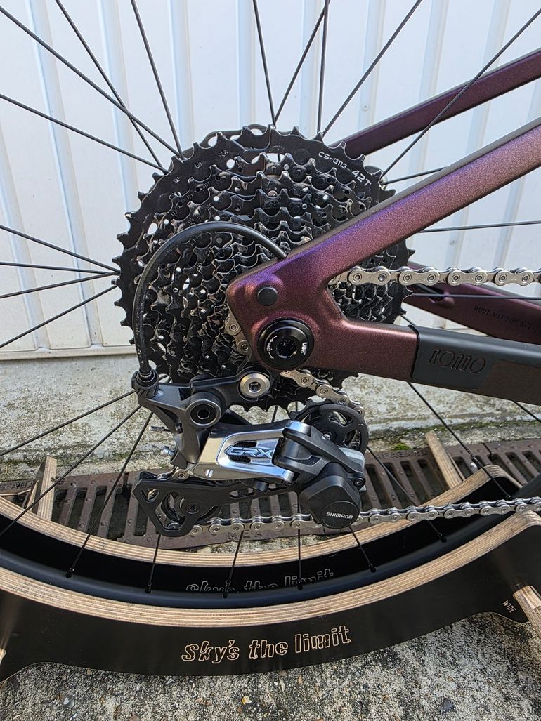 Used Rondo RUUT CF2 2024 2024 Road & Gravel, Purple — image 3 of 13