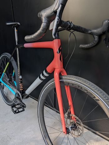 Used Specialized Crux Pro 2022 2022 Road & Gravel, Red — image 4 of 10
