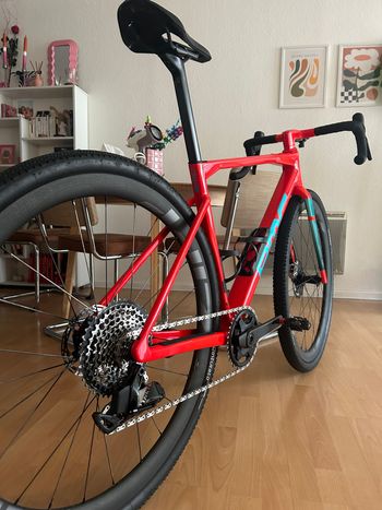 Used BMC Kaius 01 LTD 2024 2024 Road & Gravel, Red — image 3 of 3